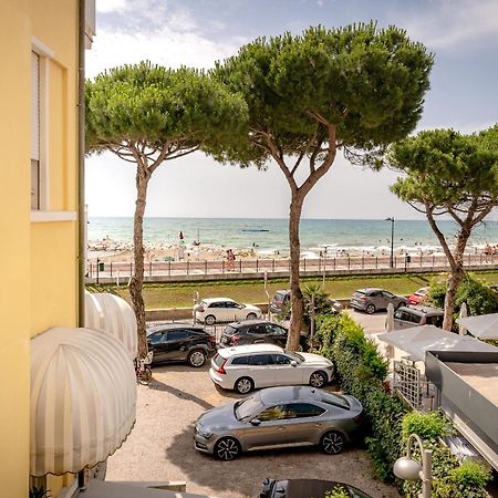Hotel Le Lampare กาออร์เล ภายนอก รูปภาพ