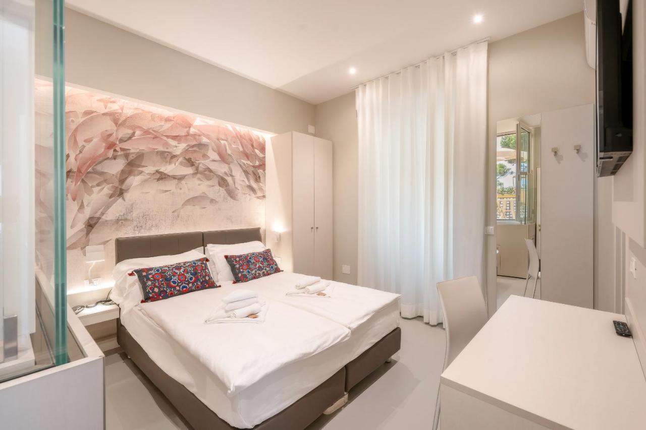 Hotel Le Lampare กาออร์เล ภายนอก รูปภาพ