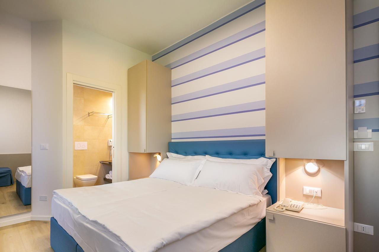 Hotel Le Lampare กาออร์เล ภายนอก รูปภาพ