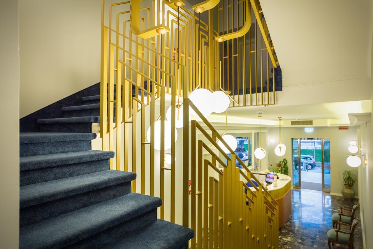 Hotel Le Lampare กาออร์เล ภายนอก รูปภาพ
