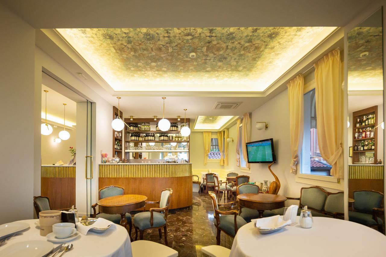 Hotel Le Lampare กาออร์เล ภายนอก รูปภาพ